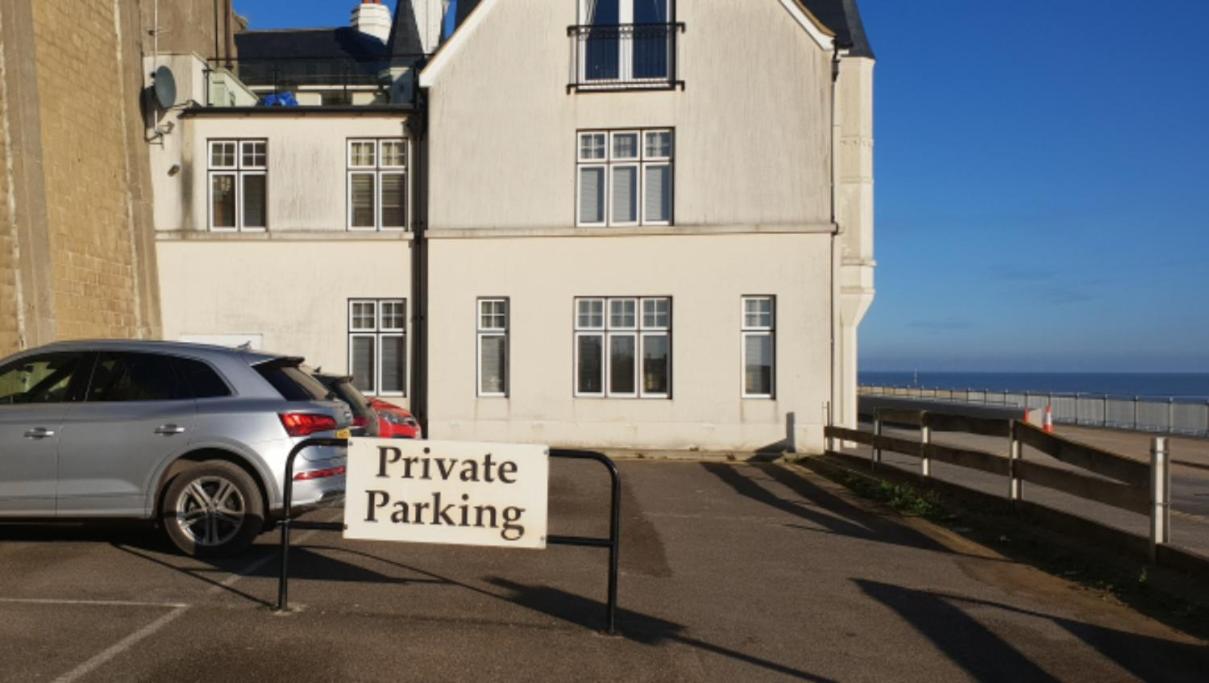 Vitamin Sea Beachfront Apartment Ramsgate - Sleeps 4 Exterior foto